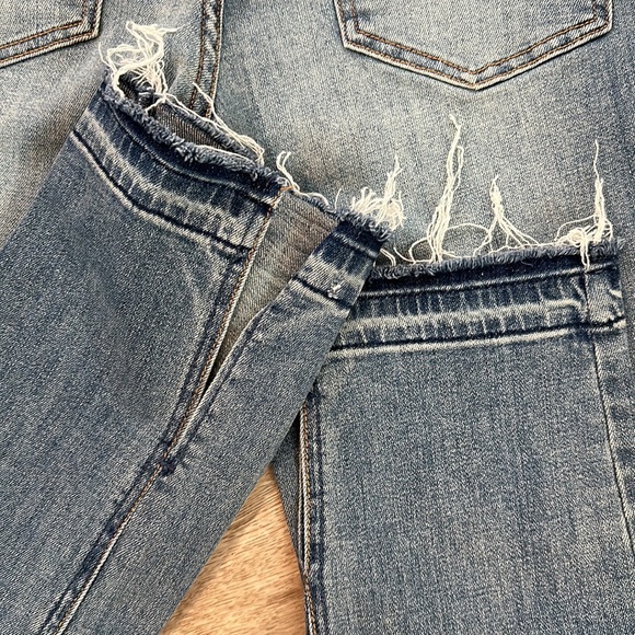 Free People split seam jeans with frayed hem - Picture 5 of 6